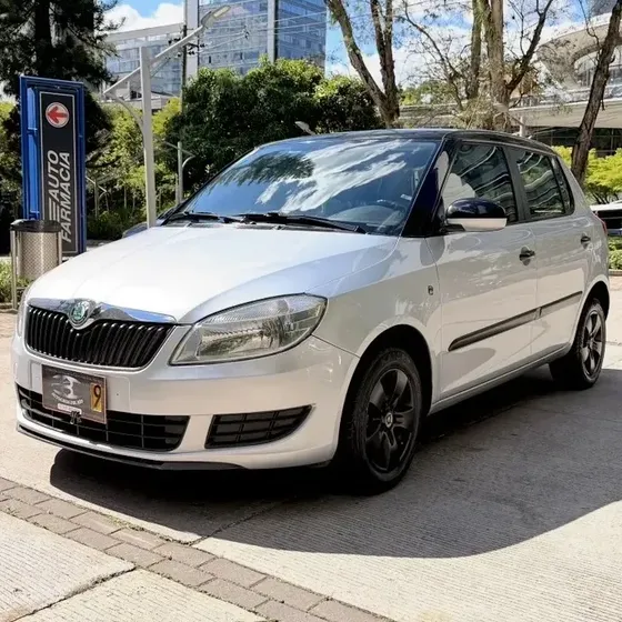 Skoda Fabia 2011 1.6 Hb Classic