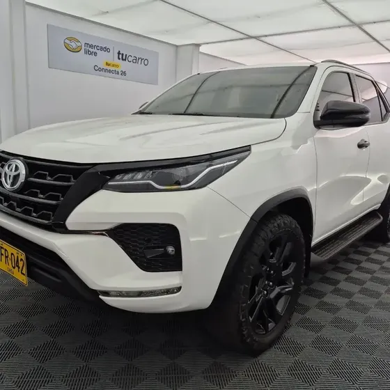 Toyota Fortuner 2023 2.4 Sr