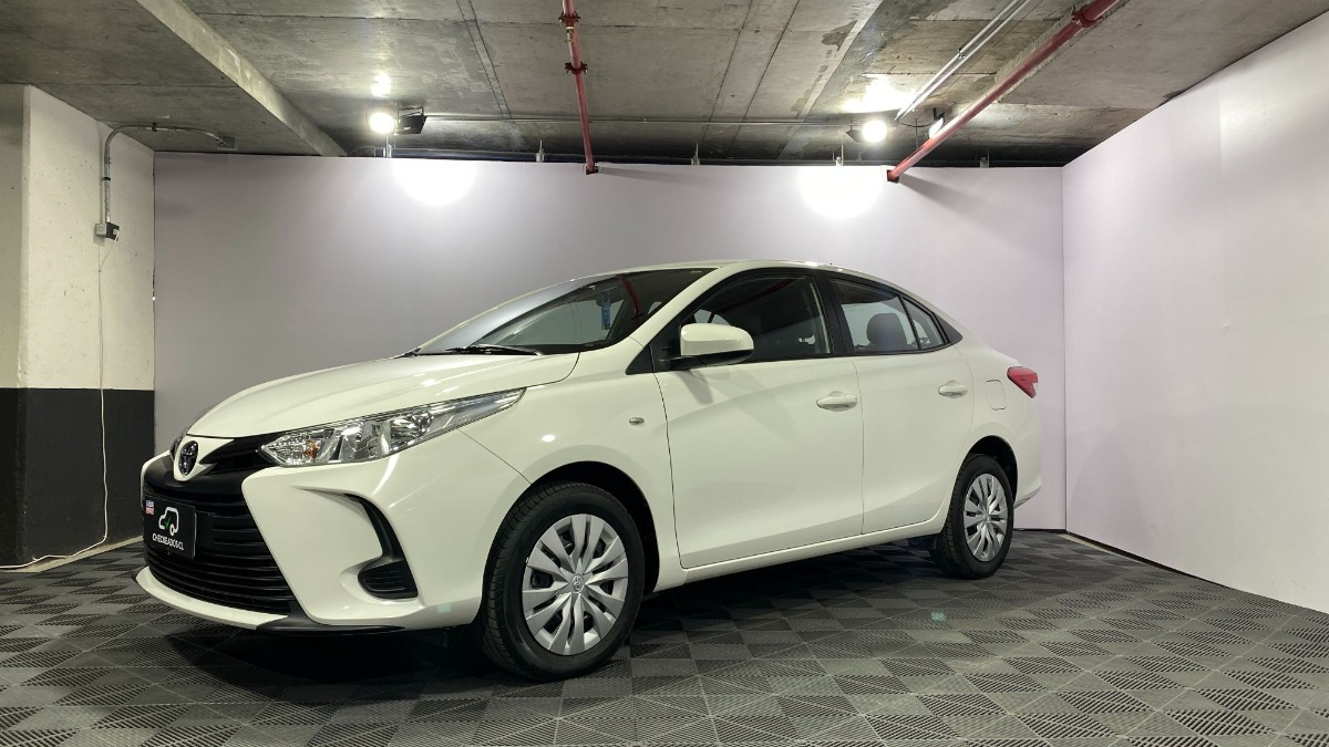 Toyota Yaris Gli 1.5 Mt 2021