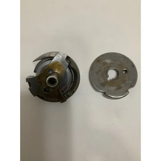 Lanzadera Máquina De Coser Pfaff 545 Usada