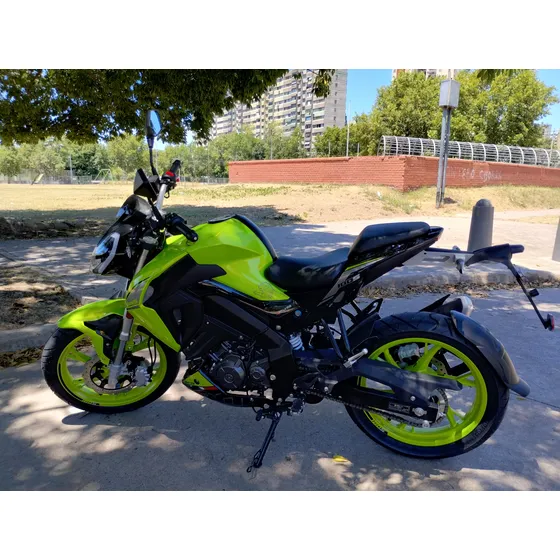 Benelli 180s Verde Lima, Cómo Nueva, Comprada En Enero 2025