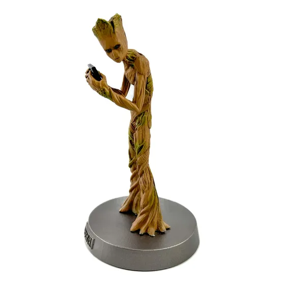 Miniatura Groot Infinity War Marvel Heavyweights Edição 04