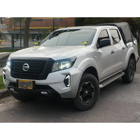 Nissan Frontier Np 300 Sabanera Frontier 2.5 Cd Sabanera 4x2