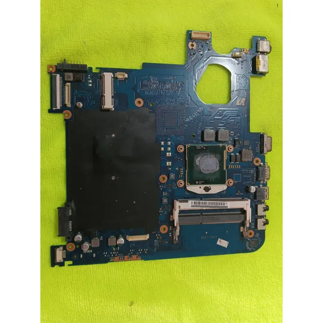 Board Portátil Samsung Np300e4x I3 Segunda Generación