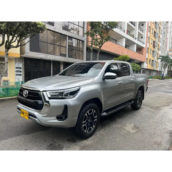 Toyota Hilux 2.8 Srx Diesel Automática 4x4