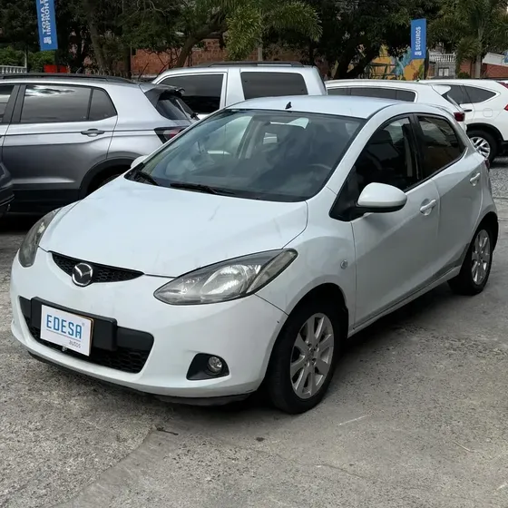 Mazda 2 2010 1.5 15hap At