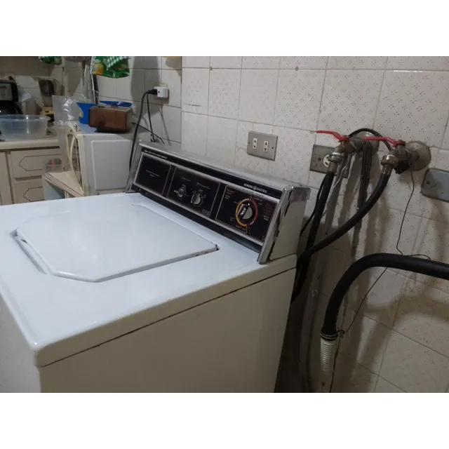 Linea Blanca Lavadora G&e, Usada