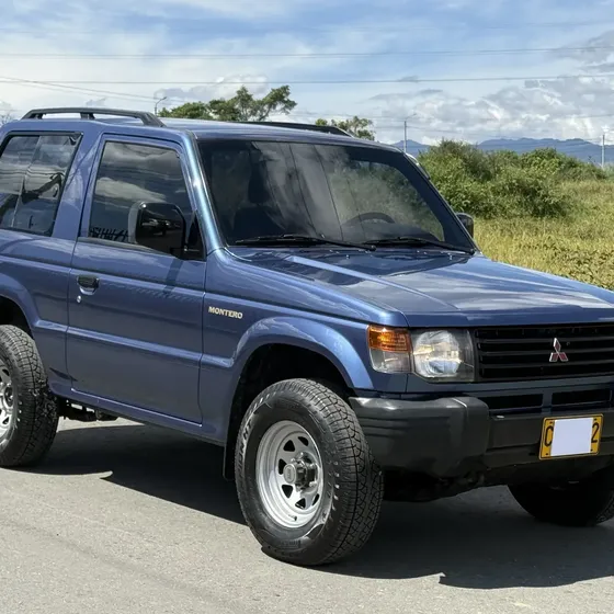 Mitsubishi Montero 2005 2.400 V11 Vna