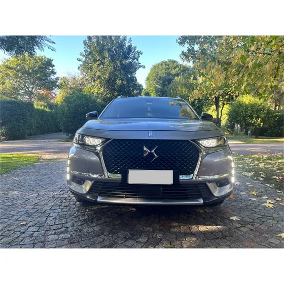 D.s. Ds7 Crossback 2.0 Hdi 180 At Bastille +