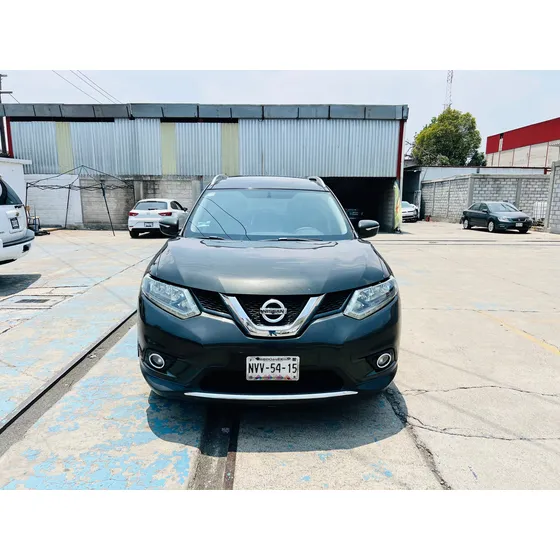 Nissan X-trail 2.5 Advance 3 Row Mt