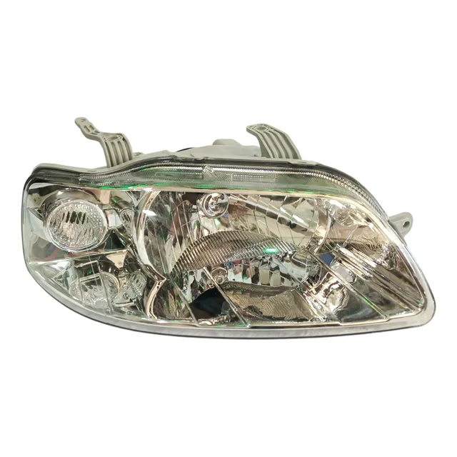 Faro Chevrolet Aveo 2004/2005 Derecho
