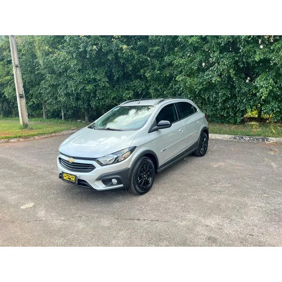 Chevrolet Onix 1.4at Act