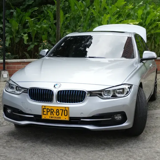 BMW Serie 3 2018 2.0 330e F30 Lci Iperformance