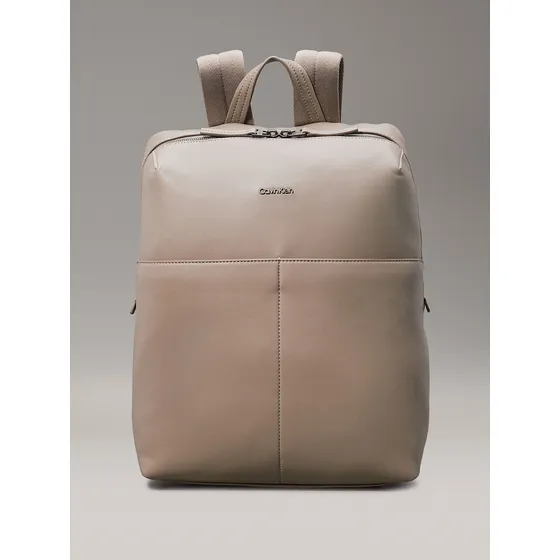 Mochilas Clean Essential Beige Calvin Klein