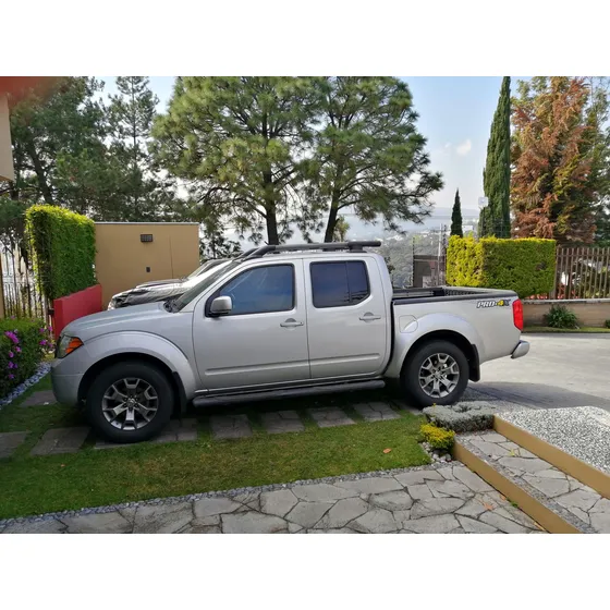 Nissan Frontier 4.0 Pro-4x V6 4x2 At