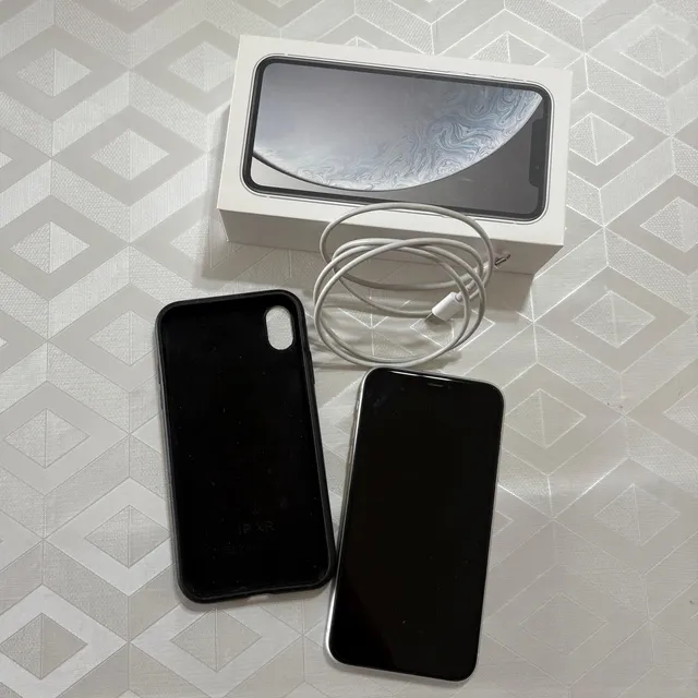 Apple iPhone XR 128 Gb - Branco