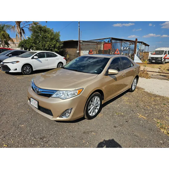 Toyota Camry 2.5 Xle L4 Aa Ee Qc Piel At