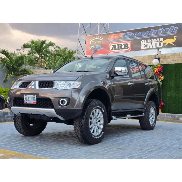 Mitsubishi Montero Sport Gls