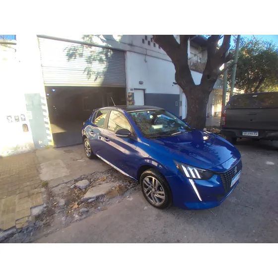 Peugeot 208 1.6 Feline Tiptronic
