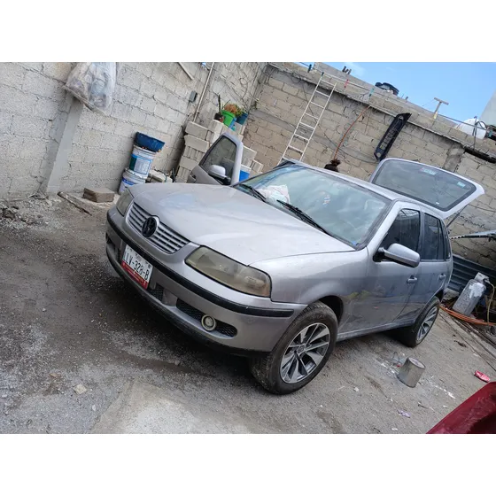 Volkswagen Pointer 1.6 City Mt