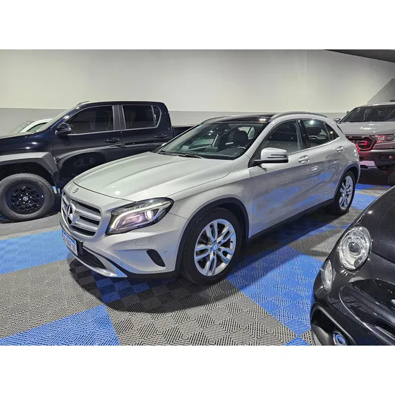 Mercedes-benz Clase Gla 1.6 Gla250 At Sport B.efficiency