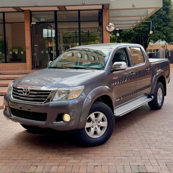 Toyota Hilux 2013 2.7 Imv 4x4