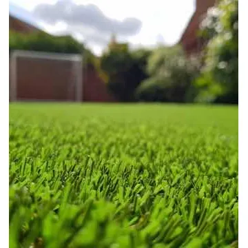 Grama-artificial-jardín-parque-casas-decoración-canchas-urba
