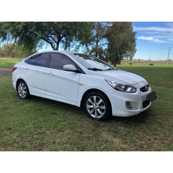Hyundai Accent 1.4 Cvvt Gl Full Sedan