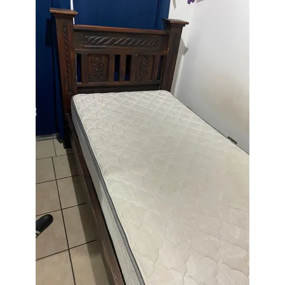 Cama Individual Con Colchón Jiron