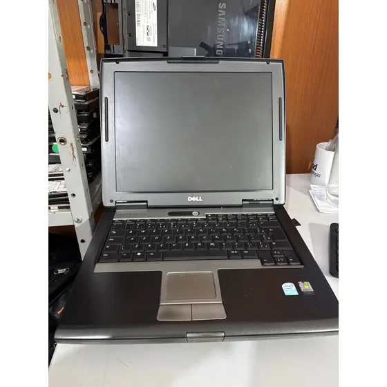 Notebook Dell Latitude D520 Bat 2h Com Porta Serial Marrom
