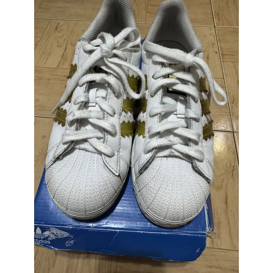 Zapatos  adidas Superstar Originales Dama T= 38 1/2. Usados