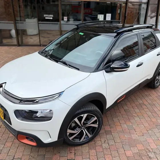 Citroën C4 Cactus 2024 1.6 Shine Turbo Aut
