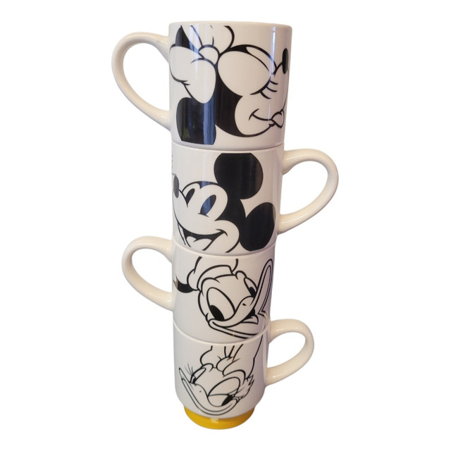 Kit Canecas Mickey Minnie Donald Margarida Torre Kit Canecas Mickey Minnie Donald Margarida Torre