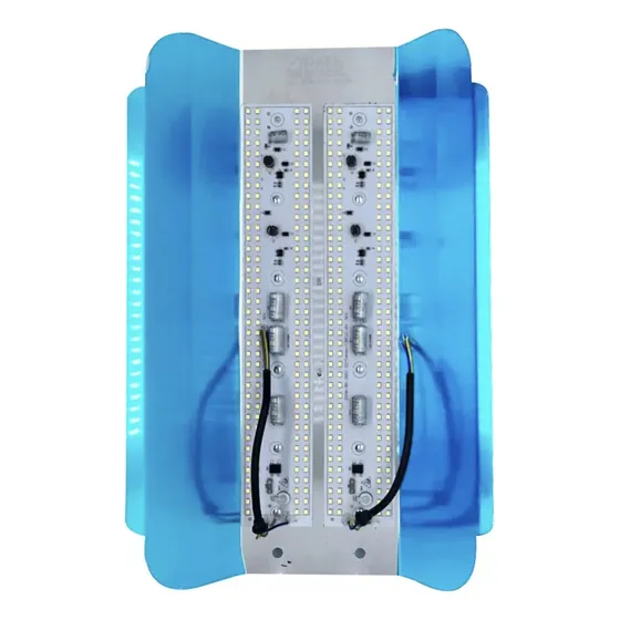 Reflecto.r Led Ultraliviano 400w Multivoltaje