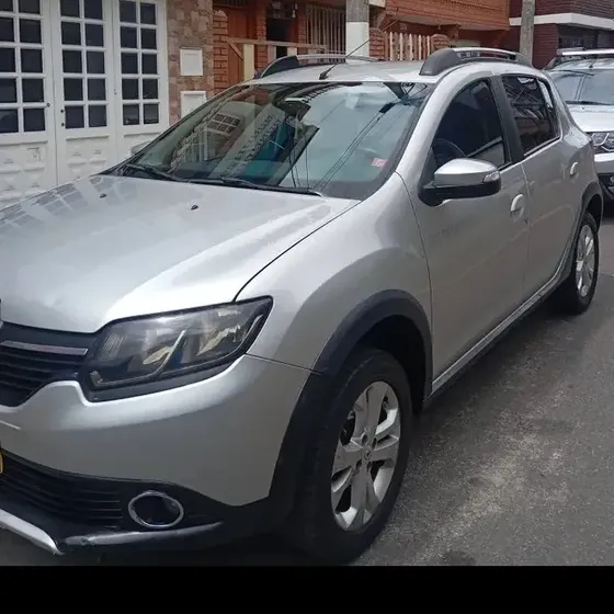 Renault Stepway 2016 1.6 Dynamique / Intens Mecánica