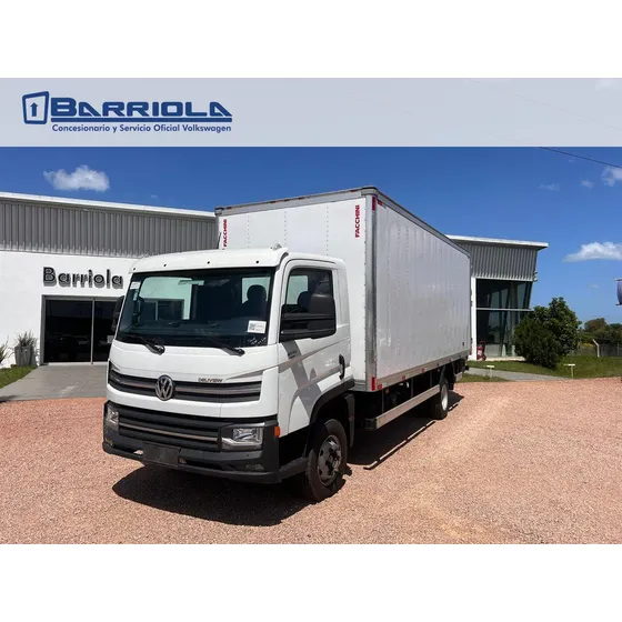 Camión Volkswagen 9-170 Furgón + Iva 3.8 2025 0km - Barriola