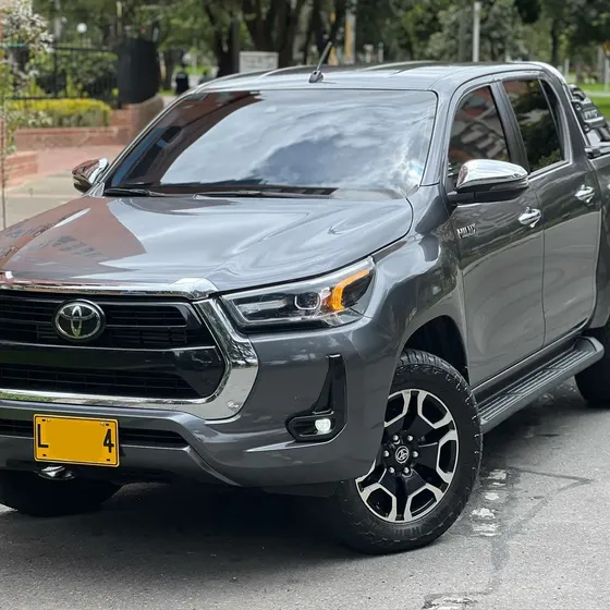Toyota Hilux 2023 2.8l