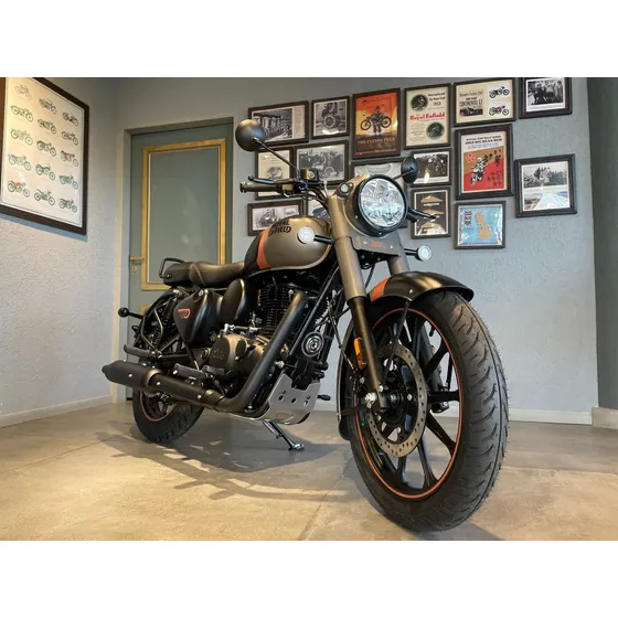 Royal Enfield Classic 350 Gun Grey Primer Service Bonf.