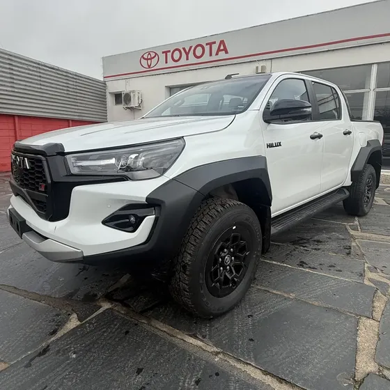 Toyota Hilux 2026 2.8 Td Grs 4x4 At