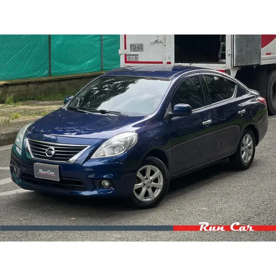 Nissan Versa 1.6 Advance