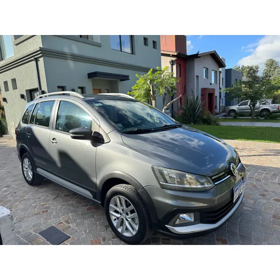 Volkswagen Suran Cross 1.6 Highline Msi 110cv
