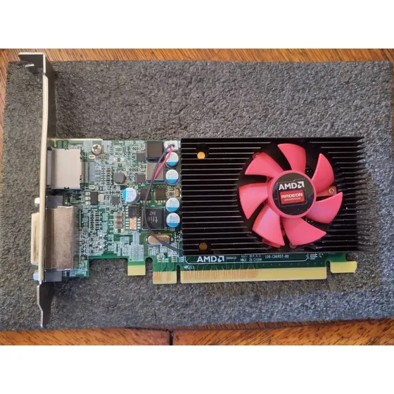 Tarjeta De Video 2gb Gddr5 Amd Radeon R5 430 Ref. 30$