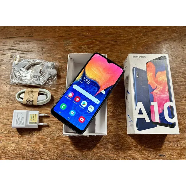 Celular Galaxy A10 Dual 32gb 2gb Ram - Mostruário