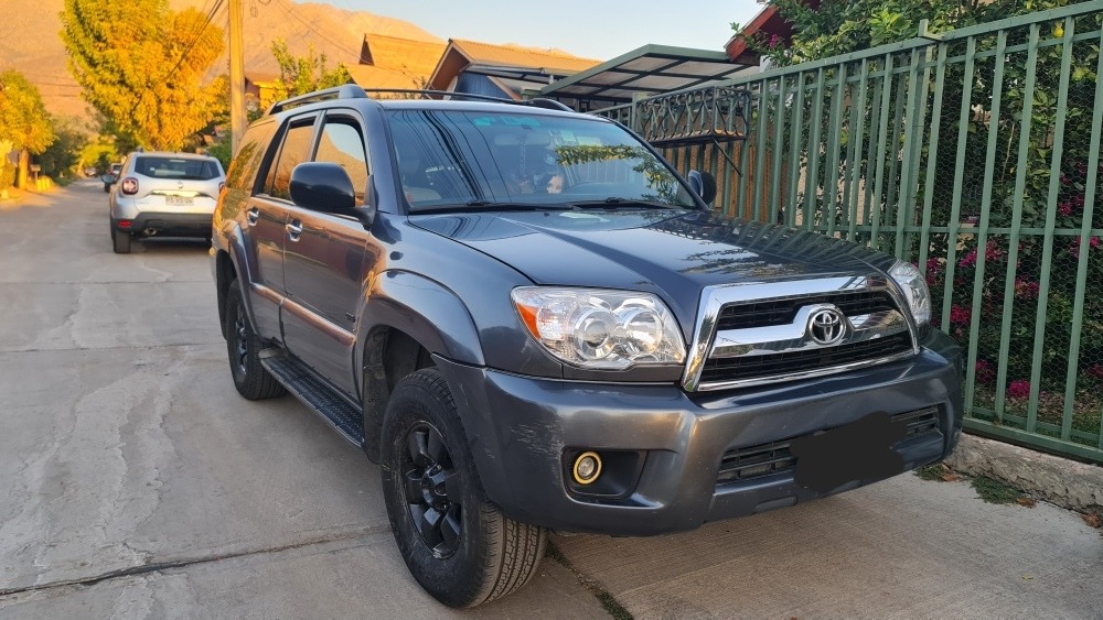 Toyota 4runner Sr5