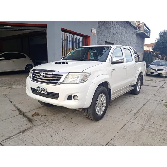 Toyota Hilux Pick-up 3.0 Cd Srv 171cv 4x4