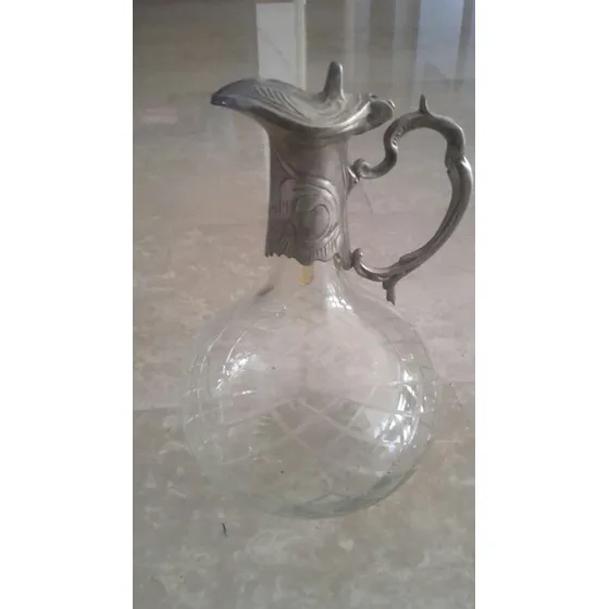 Envase Para Liquidos De Vidrio Y Plata