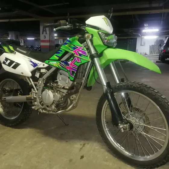 Hermosa Original Kawasaki Klx250 Lista Para Traspaso