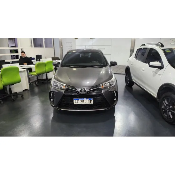 Toyota Yaris 1.5 107cv Xls