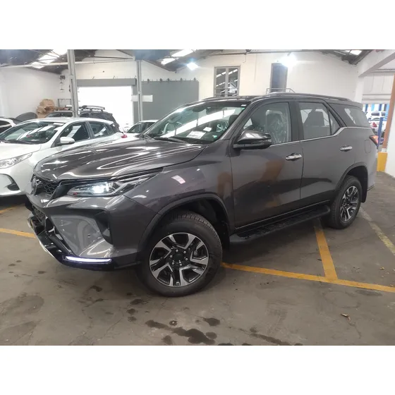 Toyota Sw4 2.8 Srx 204cv 4x4 7as At