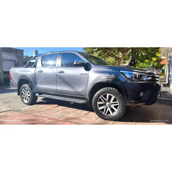 Toyota Hilux Pick-up 2.8 Cd Srx 177cv 4x4